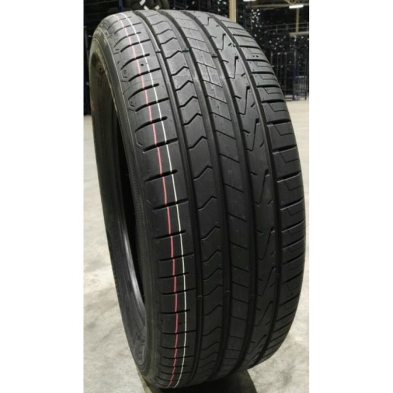 Pneu tout-terrain Hankook K125A VENTUS PRIME-3X 235/65HR17 - Acheter à 148,50 € seulement chez Collector's Boutique