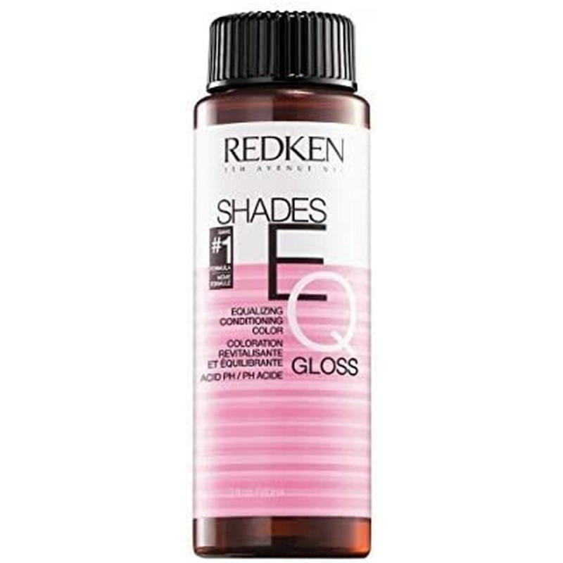 Coloration Semi-permanente Redken Shades EQ 07NW (3 x 60 ml) - Acheter à 35,06 € seulement chez Collector's Boutique